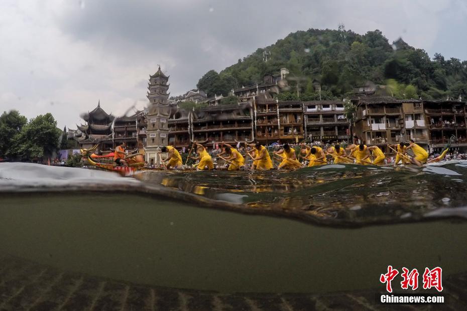 光明记忆无限遥控风车来咯成就怎么完成